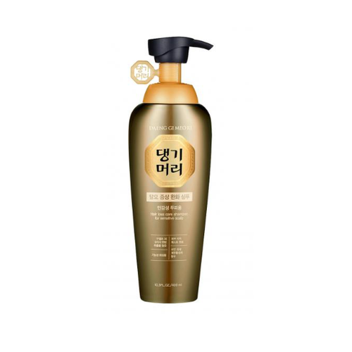 Шампунь от выпадения волос для чувствительной кожи головы DAENG GI MEO RI Hair Loss Care Shampoo For Sensitive Scalp 400ml