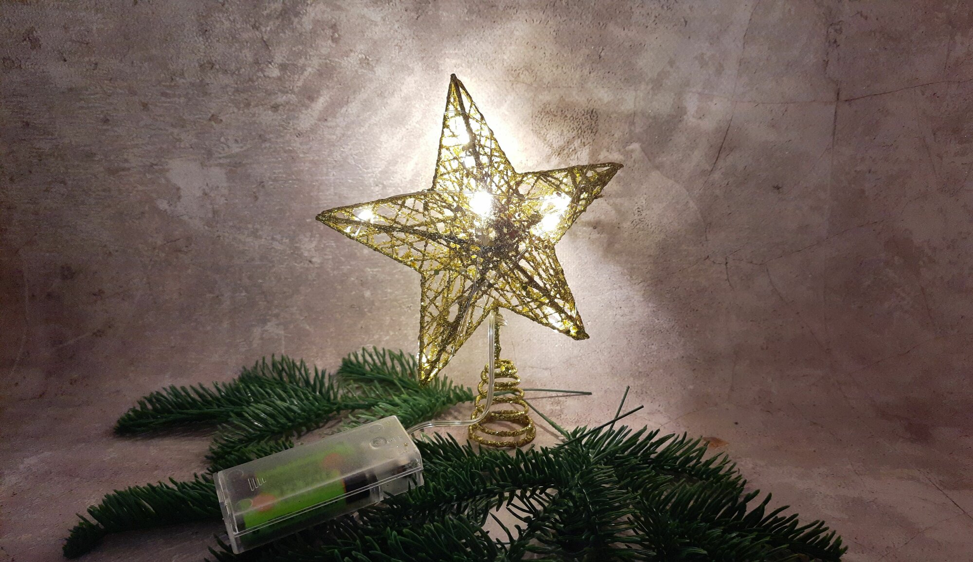 Верхушка на елку/Макушка на елку звезда на батарейках золото 18см/наконечник для елки светящийся