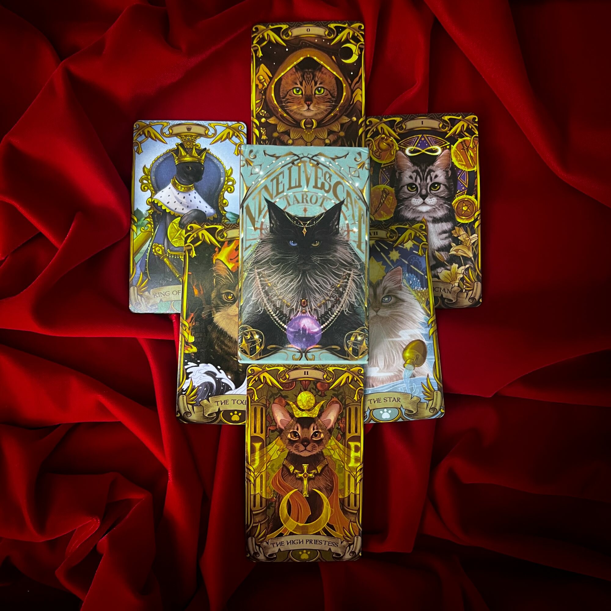 Таро Девять Жизней (Nines Lives Cat Tarot)