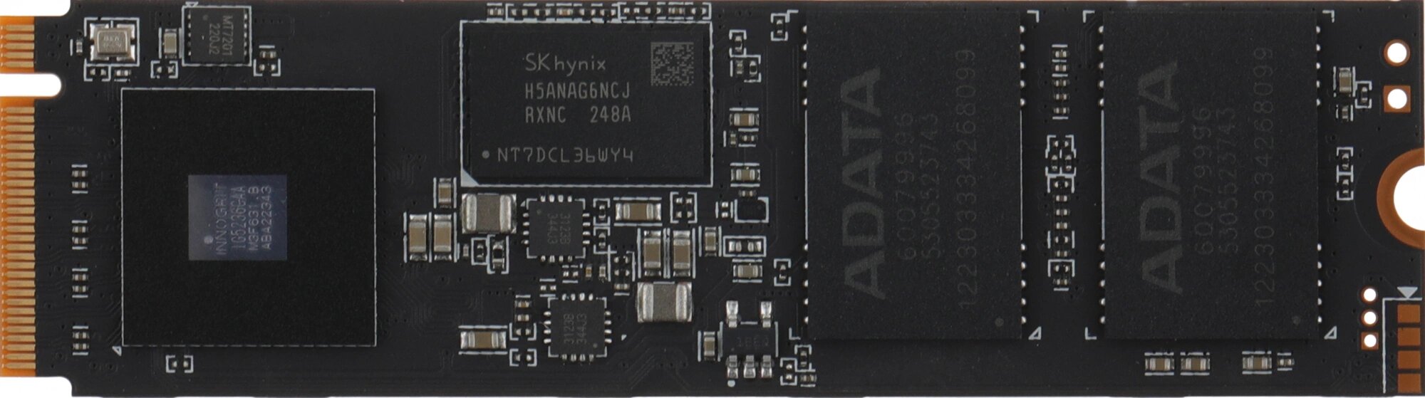 Накопитель SSD A-Data PCIe 4.0 x4 4TB AGAMMIXS70B-4T-CS XPG Gammix S70 Blade M.2 2280 — фото 1