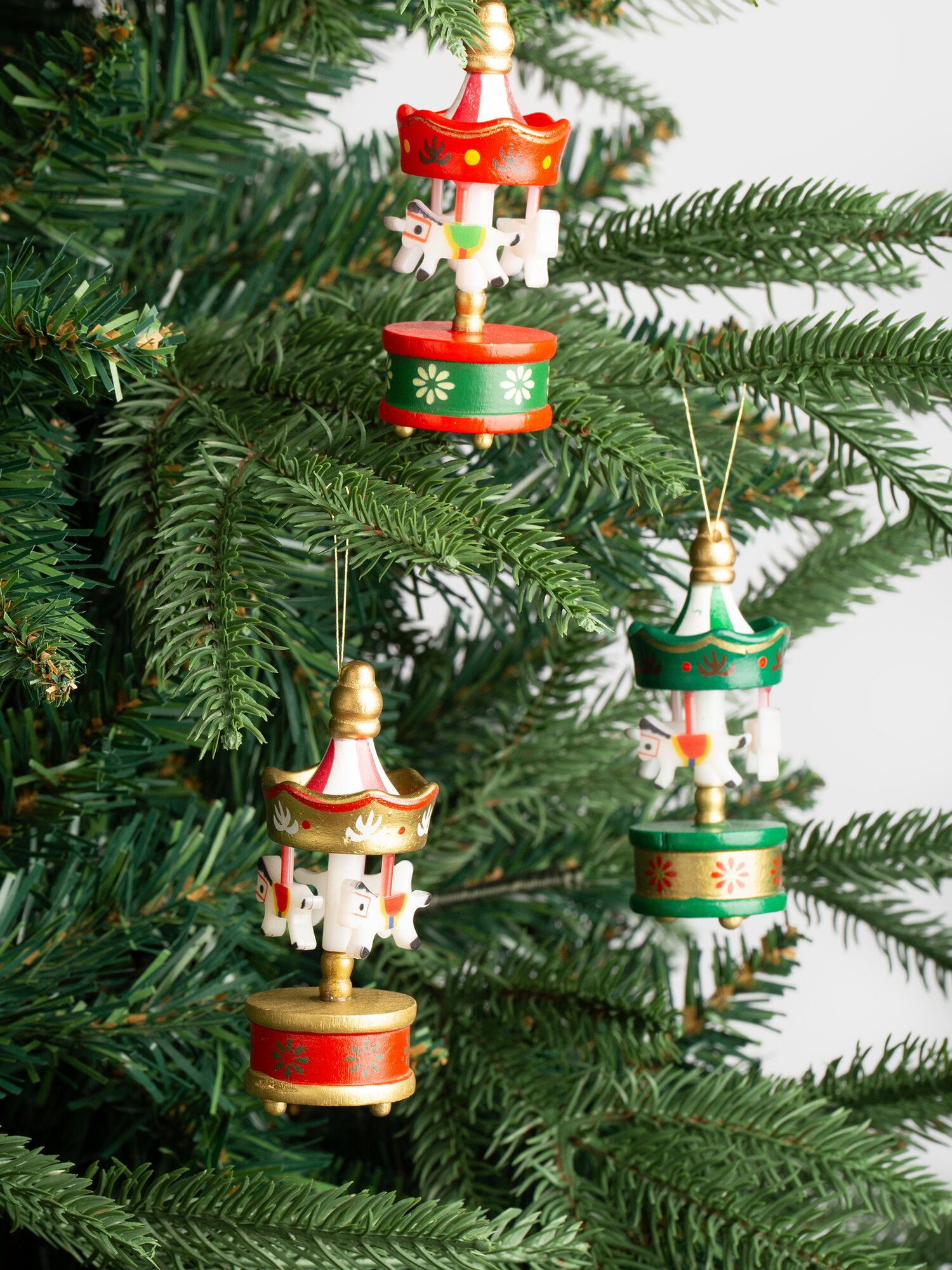 Набор елочных игрушек 8 см 3 шт МДФ цветной Карусель с лошадками Figure christmas