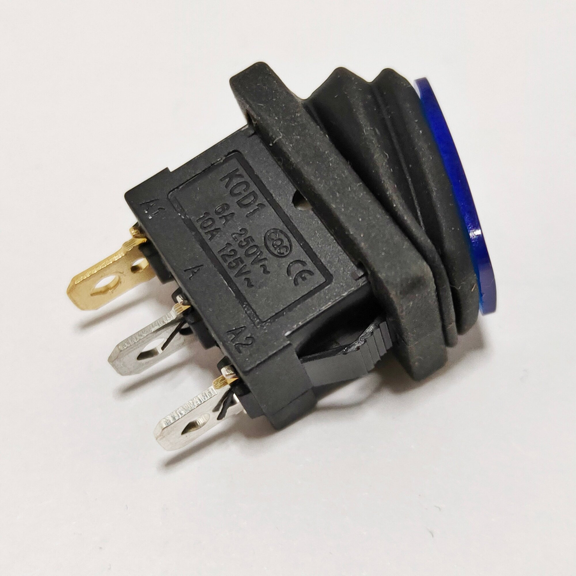 Выключатель клавишный мини влагозащита подсветка 250V 6А (3с) ON-OFF синий (комплект с клеммами и термоусадкой) - фотография № 5