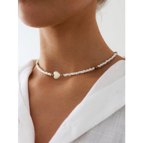 Чокер, кварц, перламутр, длина 38 см, белый, серебряный