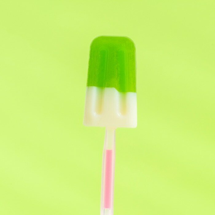 Леденцовая карамель на светящейся палочке Мороженое 10 г, набор 30 шт. - фотография № 5