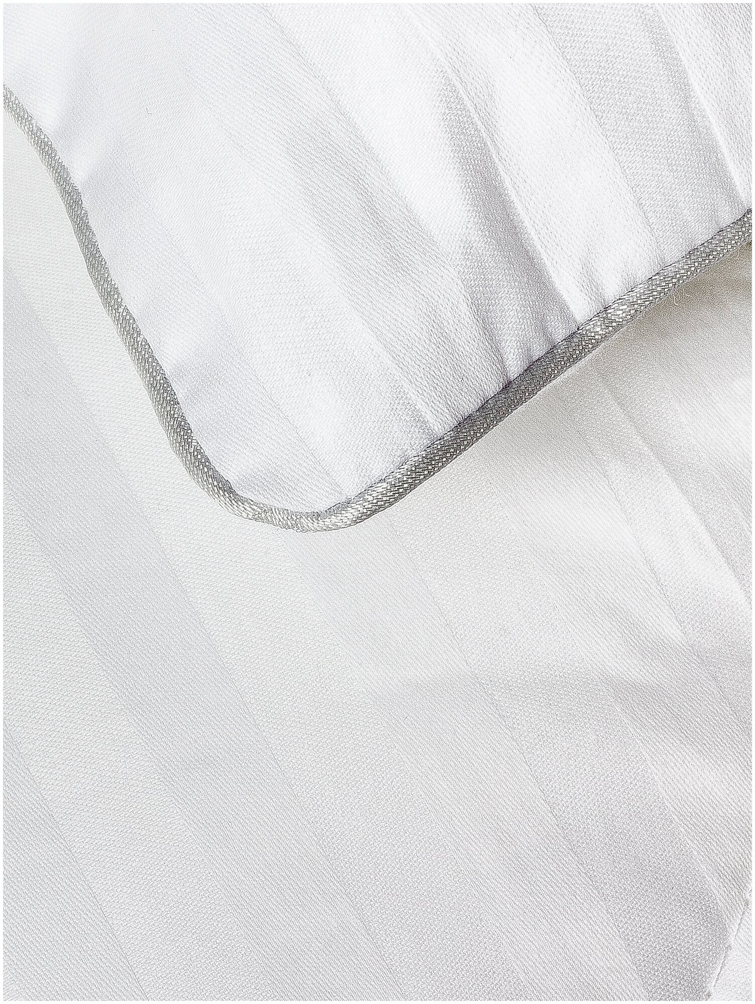 Lucky Dreams/Гипоаллергенное одеяло евро, облегченное 200х220 иск. лебяжий пух большое летнее легкое, в подарок, на новый год, термоодеяло, "Николь" - фотография № 3