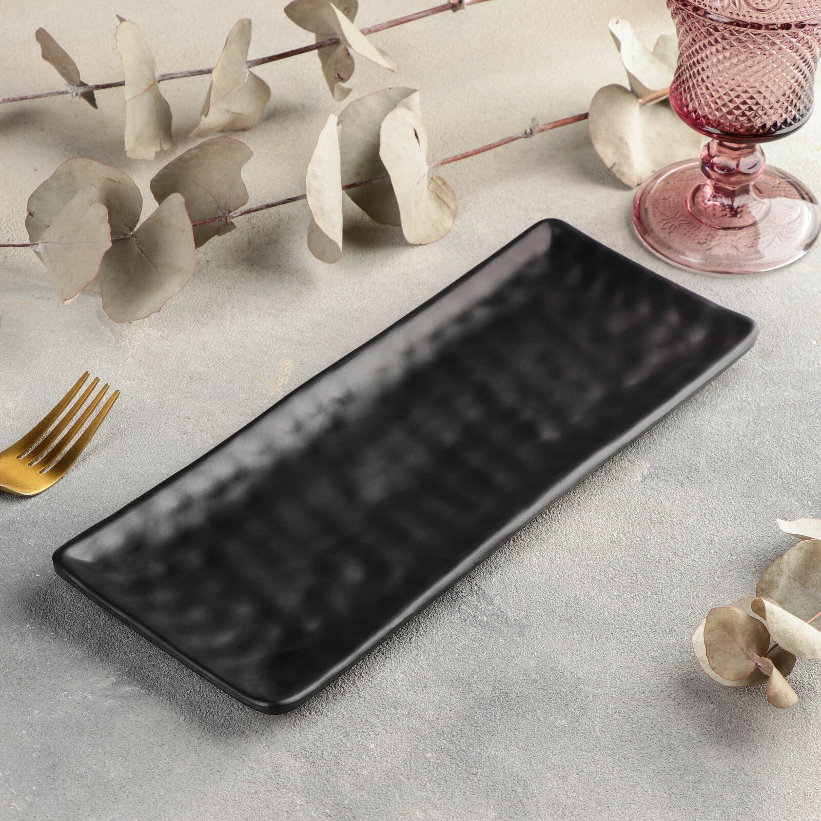 Блюдо «Чёрный Восток» 28.5×11×1.5 см чёрное