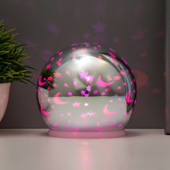 фото Ночник "Зеркальный шар звездое небо" LED RGB от батареек (диско) 2хАА хром 10х10х10см RISALUX 95614