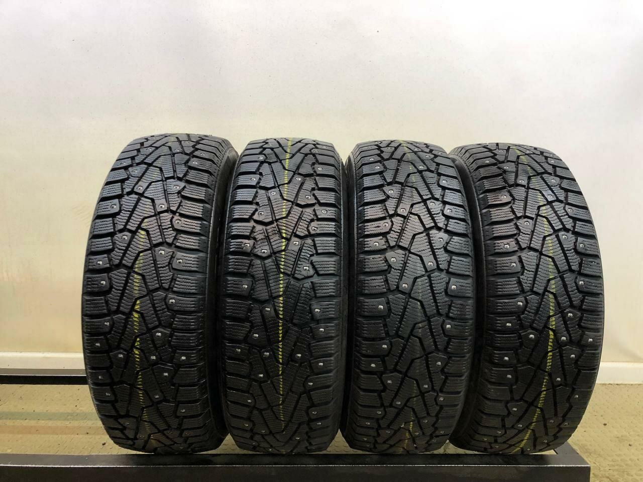 Pirelli Ice Zero 195/60 R15 БУ Шины Зимние