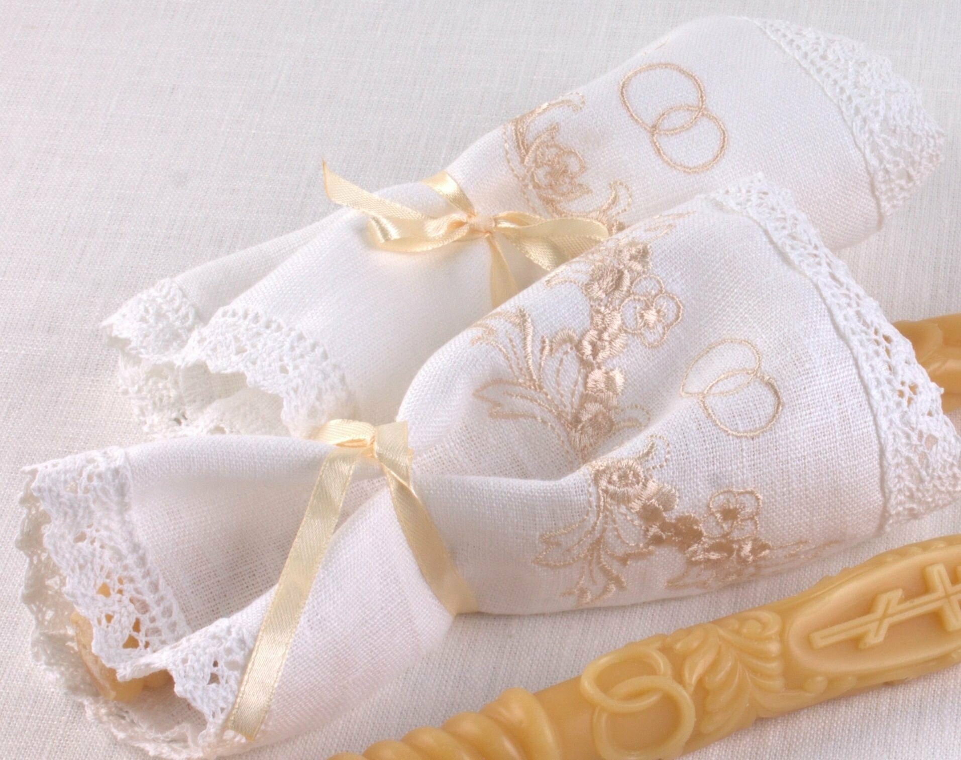 Салфетки для венчальных свечей, лён, вышивка
