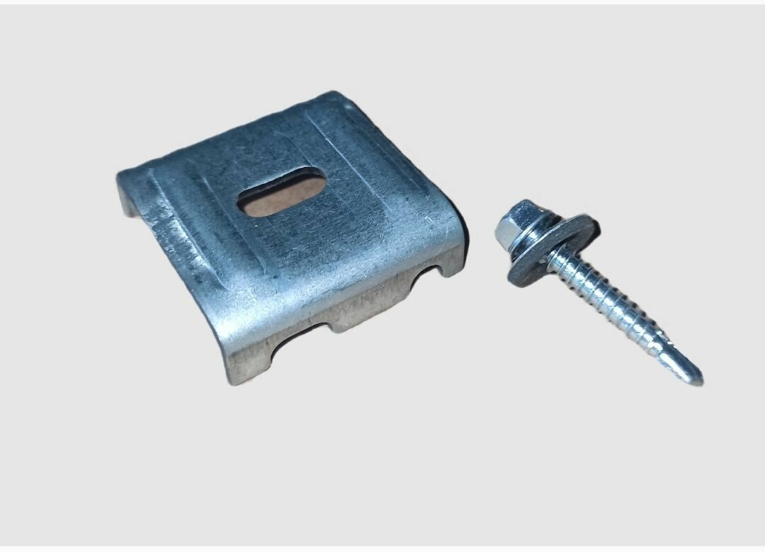 фото Скоба 40*40*2мм оцинкованная для крепления 3D забора, ограждения гиттер, Сетки сварной, в комплекте с саморезом