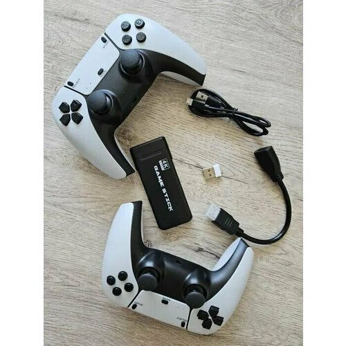 Портативная игровая приставка Game Stick на 15000 игр с двумя геймпадами 330700₽