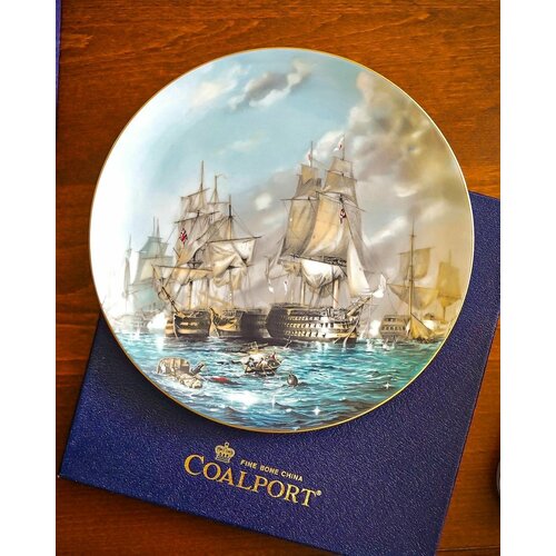 Coalport тарелка с кораблями "Трафальгарское сражение", Англия, 1993 год