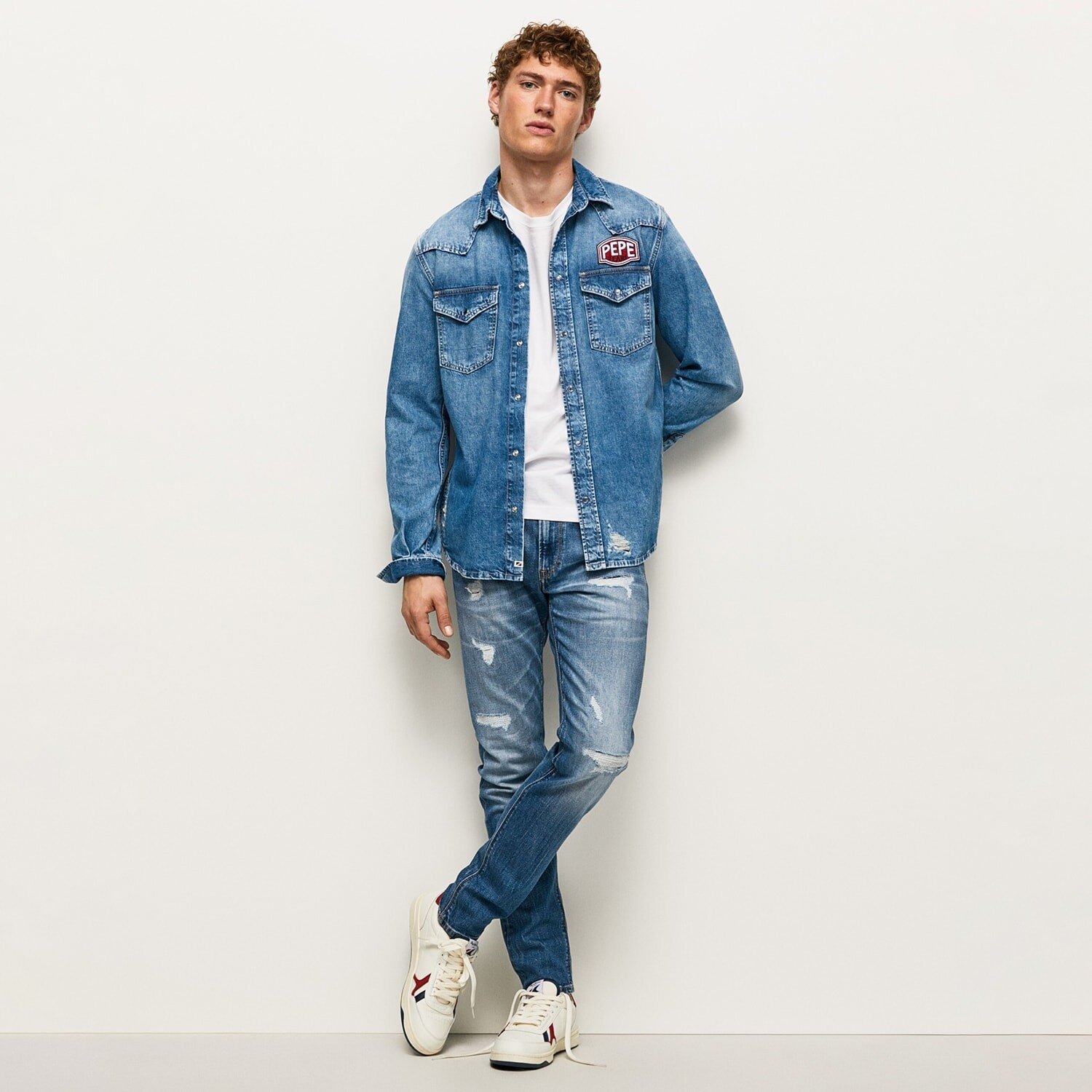 Джинсы зауженные Pepe Jeans, размер 38/32, голубой — фото 1