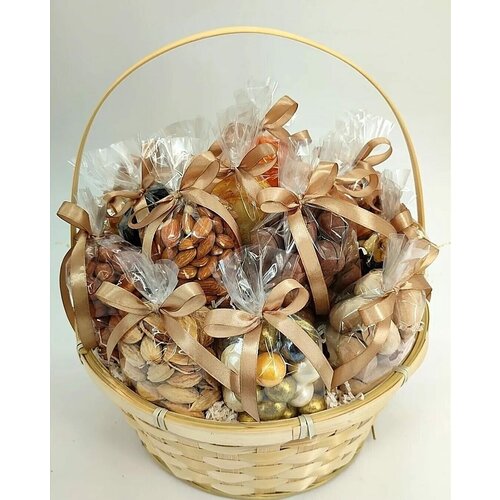 Подарочная корзина для спортсмена