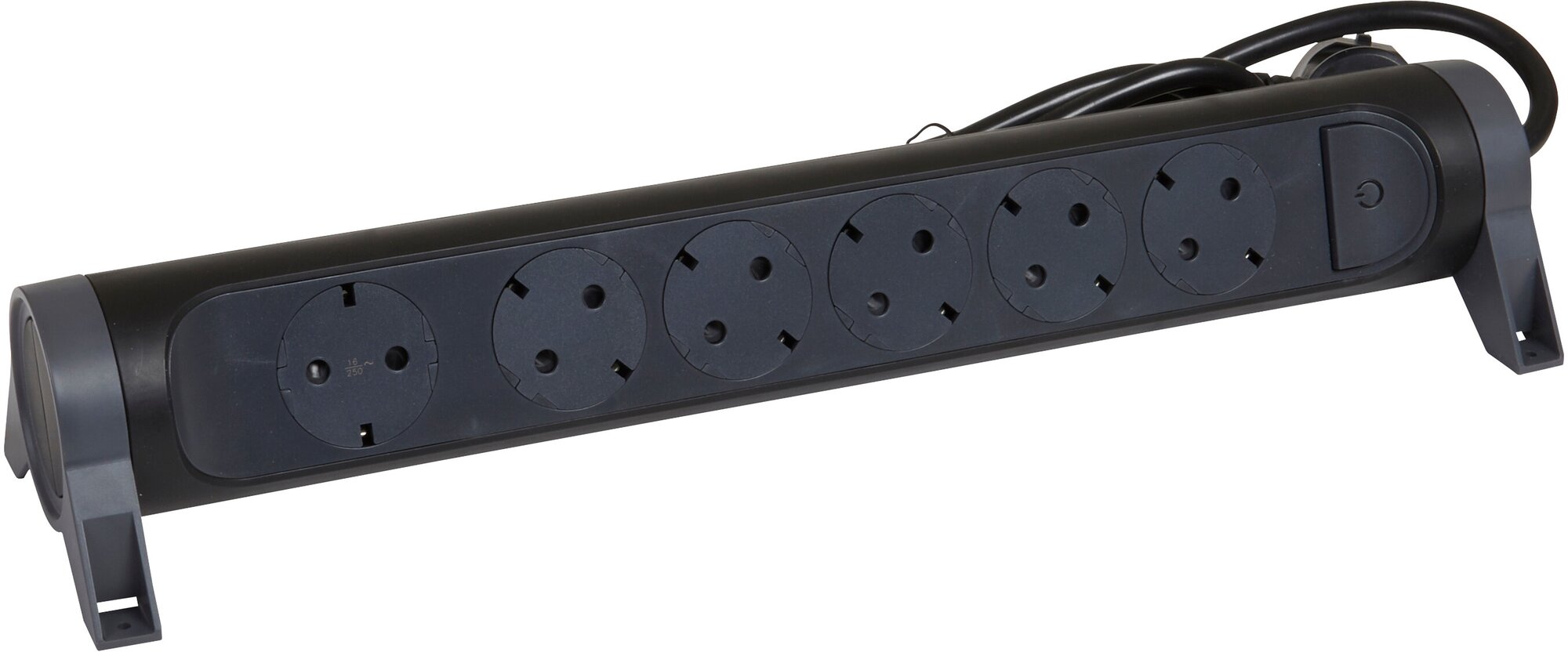 Удлинитель с заземлением Legrand 6 розеток с кабелем 3 м., с кнопкой включения и поворотным основанием, цвет: черный , арт. 694540 - фотография № 3