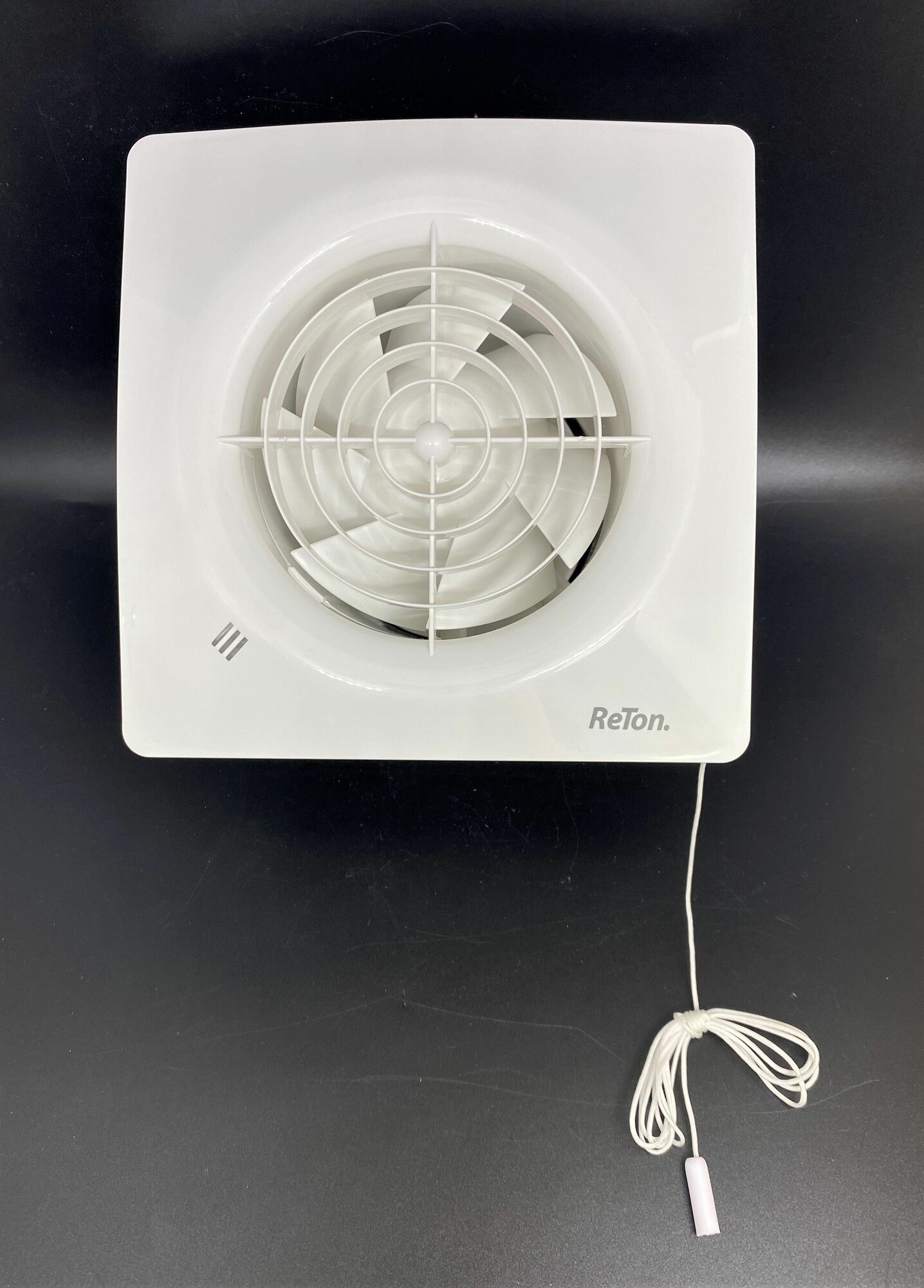 С датчиком влажности и таймером шведский мощный вытяжной вентилятор, D100мм, с обратным клапаном Reton Solo 100HT, белый - фотография № 5