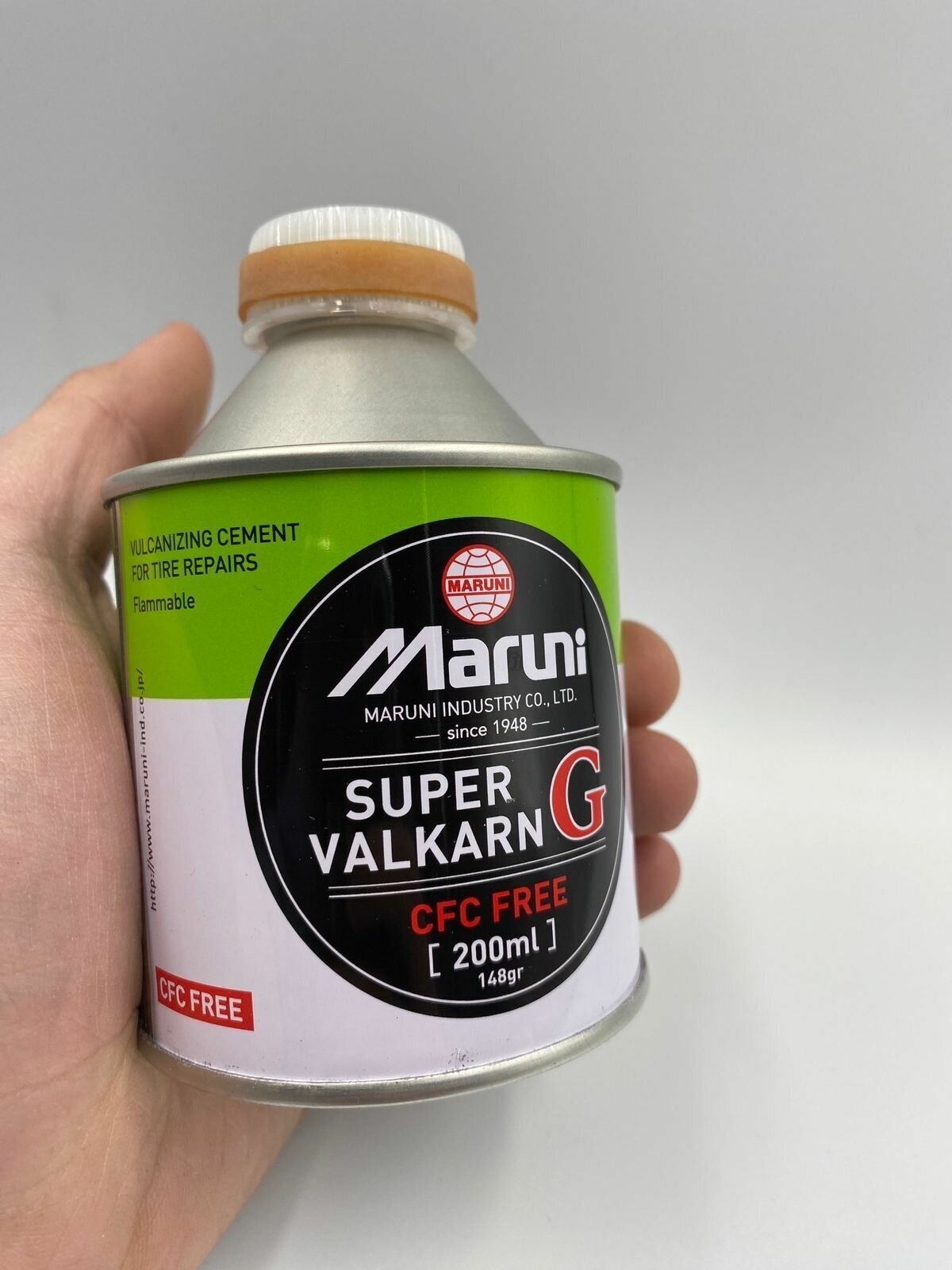 Клей активатор для шиномонтажа универсальный Maruni SUPER VALCARN G-CFC FREE 200 гр (Япония)