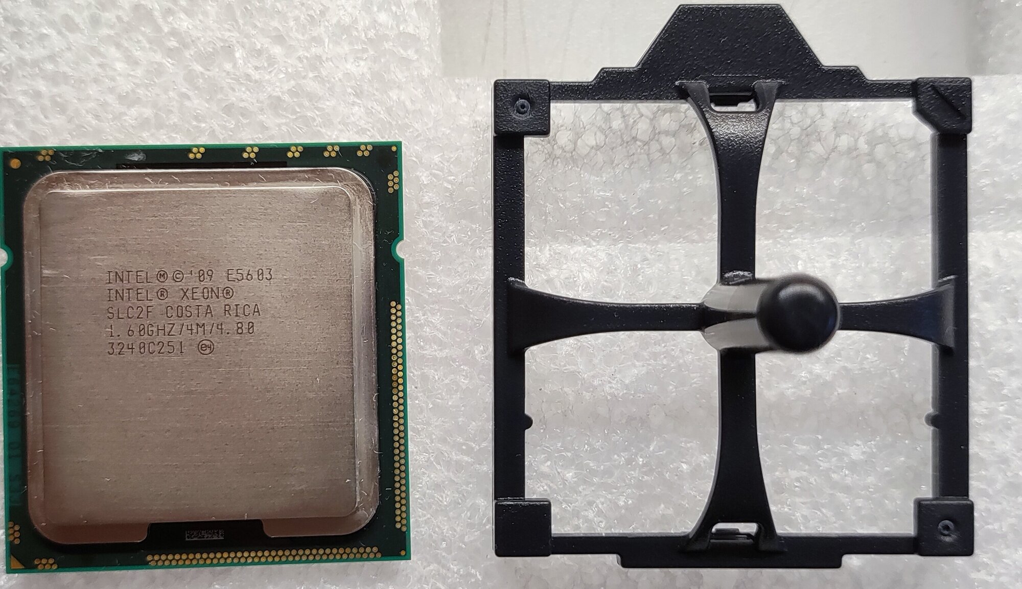 Процессор Intel Xeon E5603 Westmere LGA1366, 4 x 1600 МГц, HP