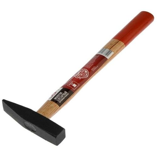 Молоток слесарный ЛОМ квадратный боек деревянная рукоятка 300 г 374₽