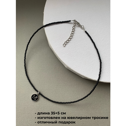 фото Чокер из бисера с буквой sofiaccessories