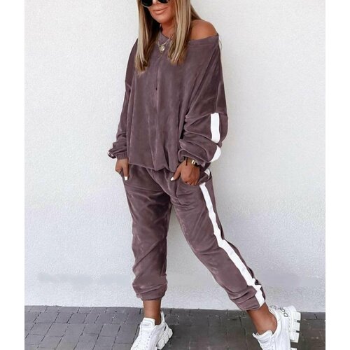 фото Костюм amore, размер 44-48, коричневый