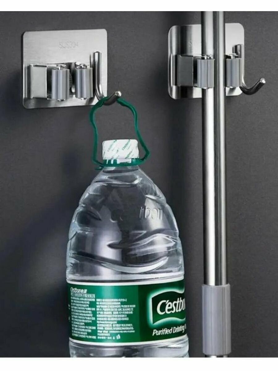 Самоклеющийся держатель щетки