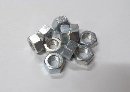 Гайка М12*1,25 универсальная