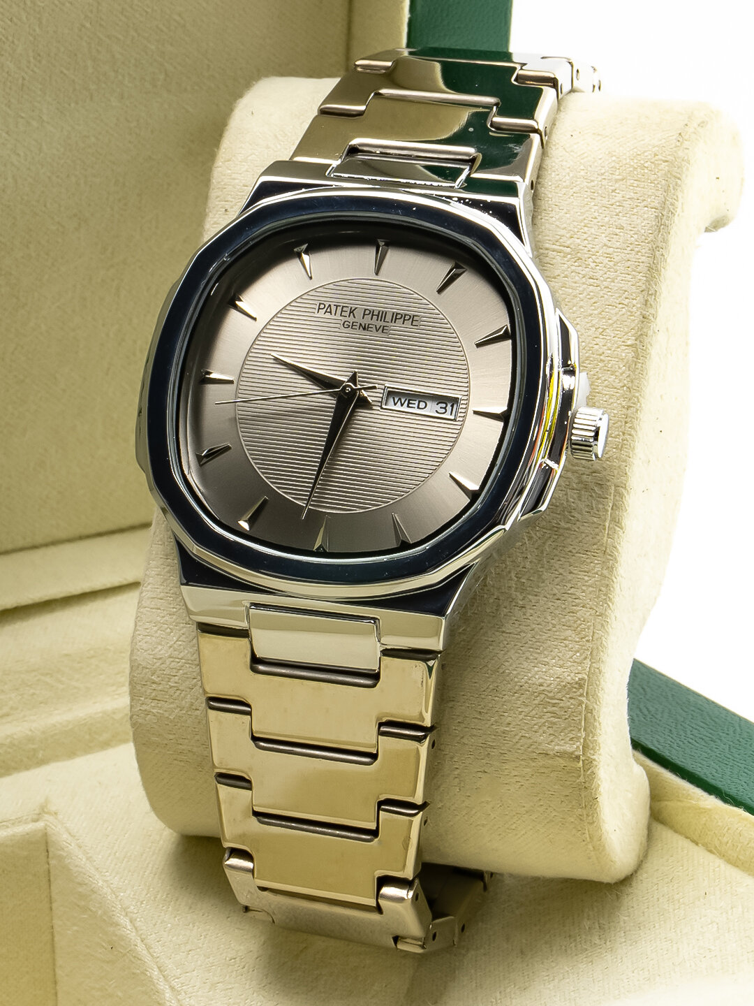 Наручные часы Patek Philippe Geneva, бежевый