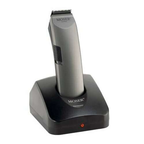 Триммер аккумуляторный Moser Akku 1556-0062 с подставкой роторный 5100 оборотов 6230₽