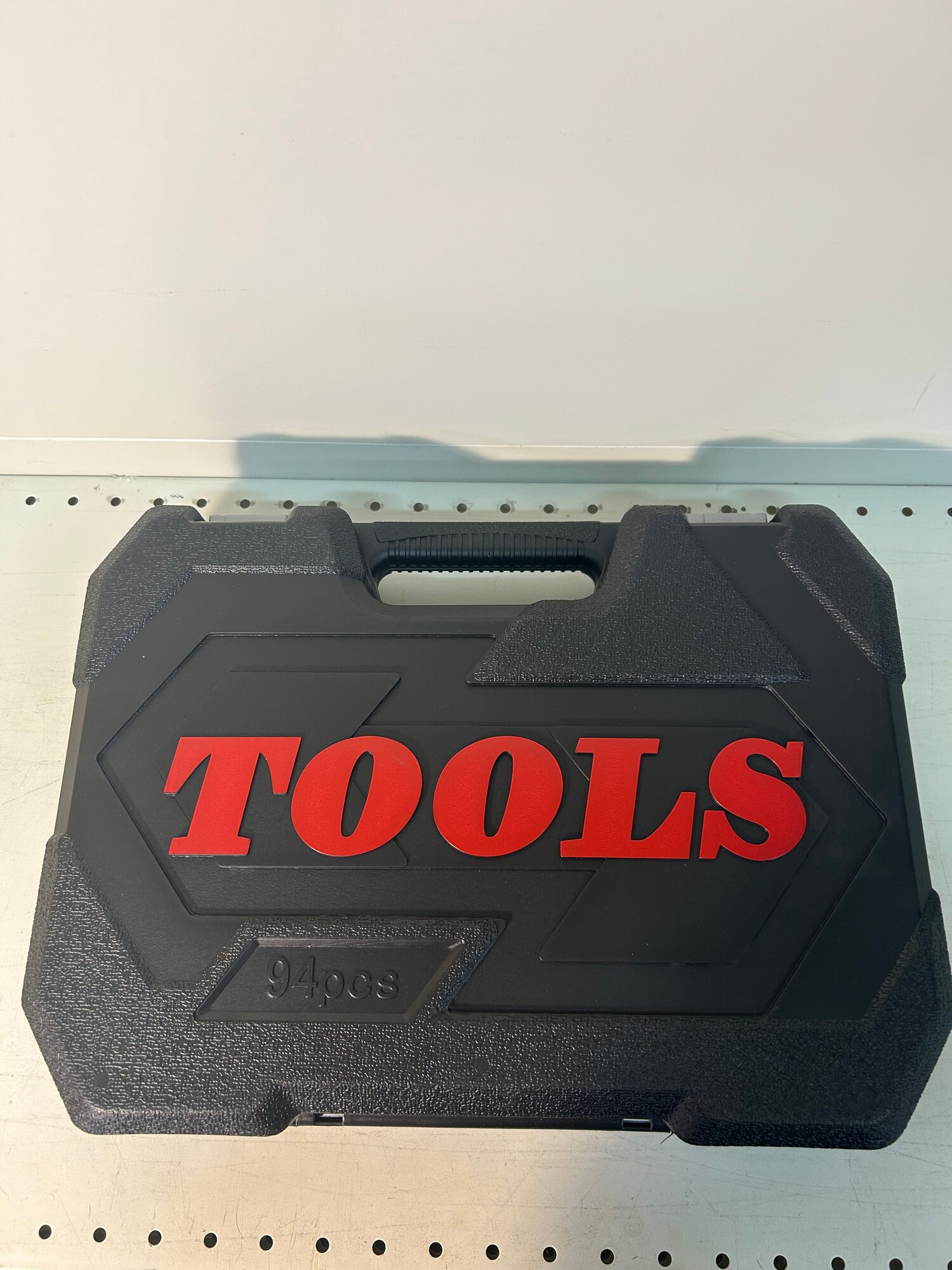 Наборы Инструментов И Оснастки Набор инструментов для автомобиля и дома tools 94 предмета