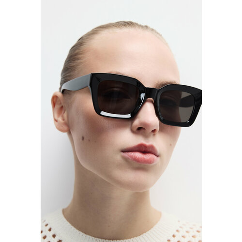 Солнцезащитные очки Befree черный 899₽