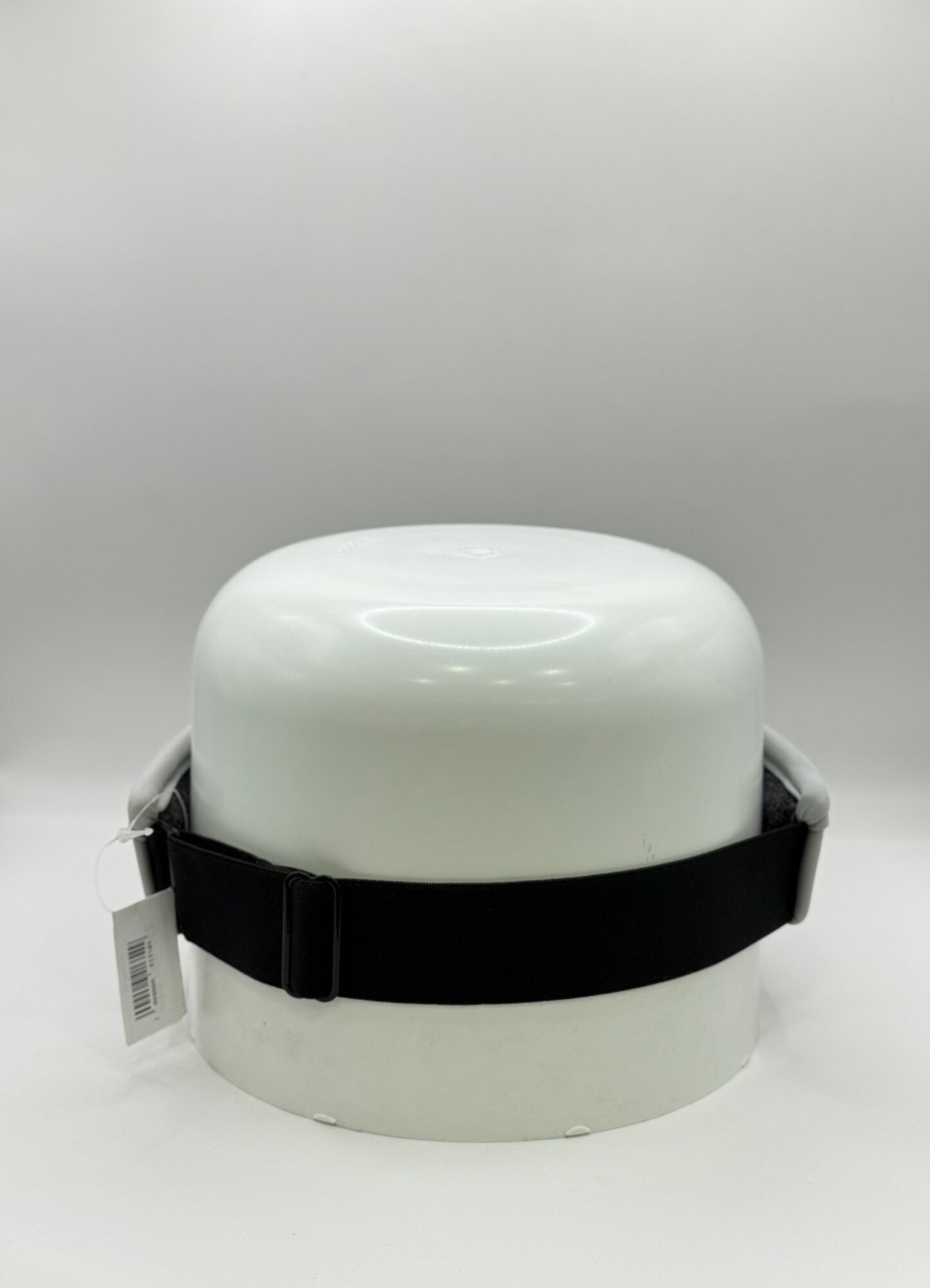 Кепка Prada козырек для женщин, размер 58 ( универсальный ), 000 белый — фото 1