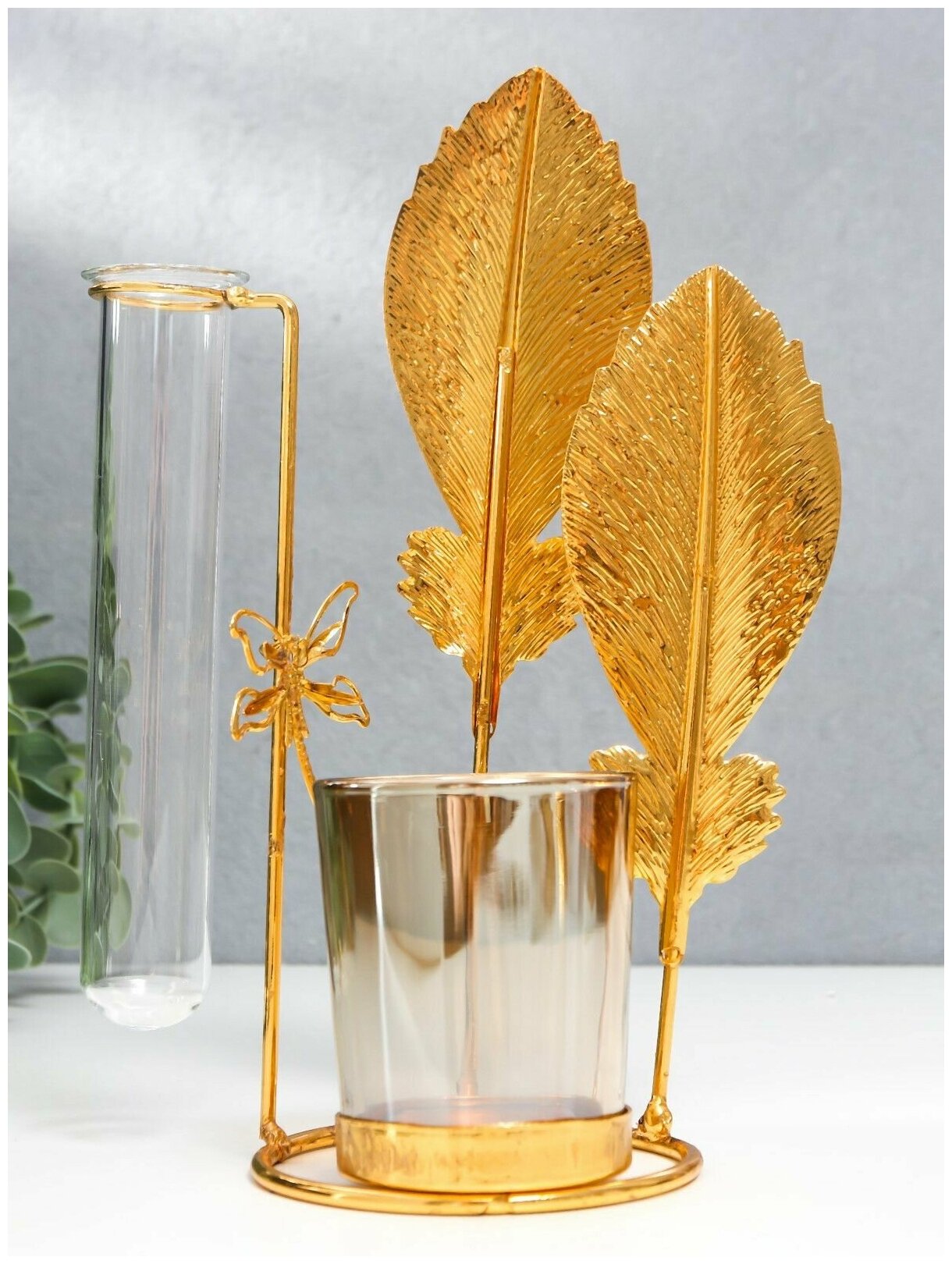 Подсвечник металл, стекло на 1 свечу с вазой "Золотые перья" d-5 см, 7,5х14х19,6 см 7825920 . - фотография № 1
