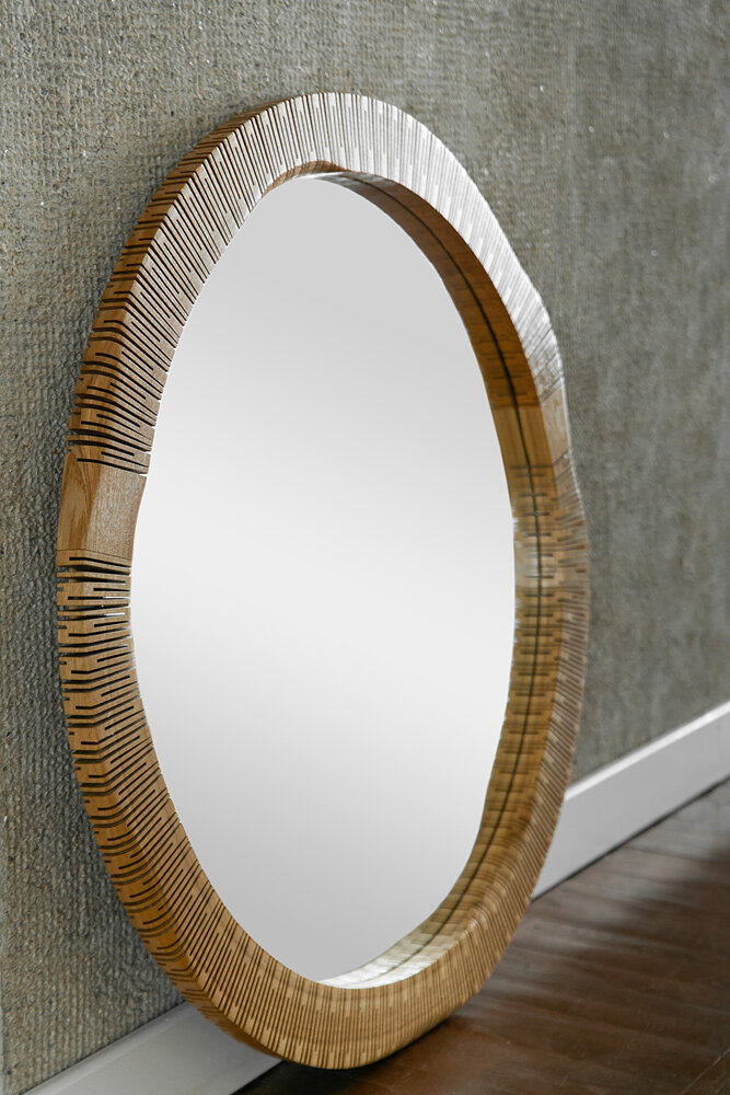 Круглое зеркало в раме из дуба. Зеркало в деревянной раме. - фотография № 3