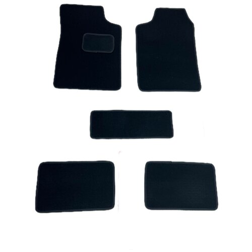 Комплект автомобильных ковриков 
