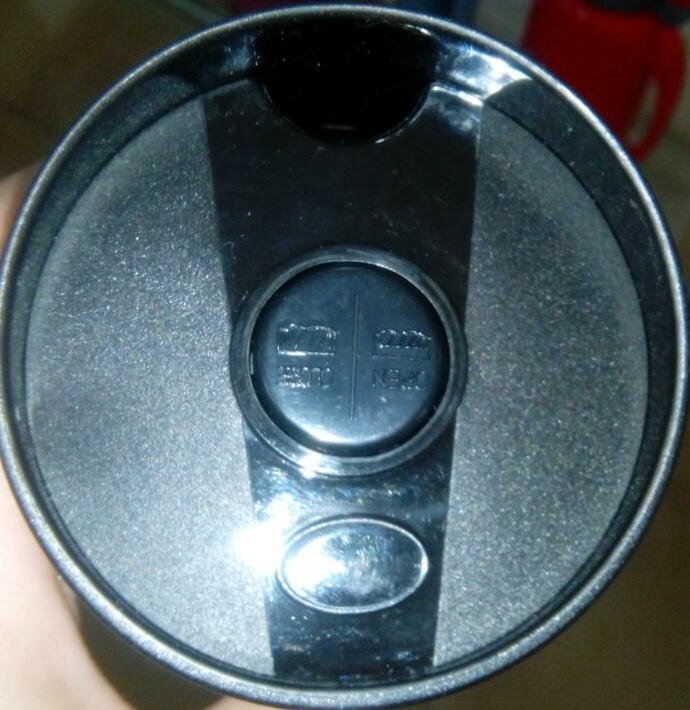 Термокружка Alpenkok с силиконовой вставкой, 0.4 л, коричневый - фотография № 7