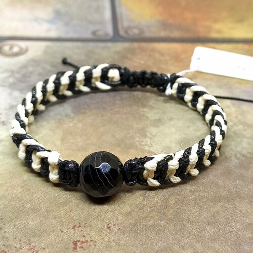 фото Браслет агат черный граненый 12 мм текстильный шамбала 16,5+ см нет бренда