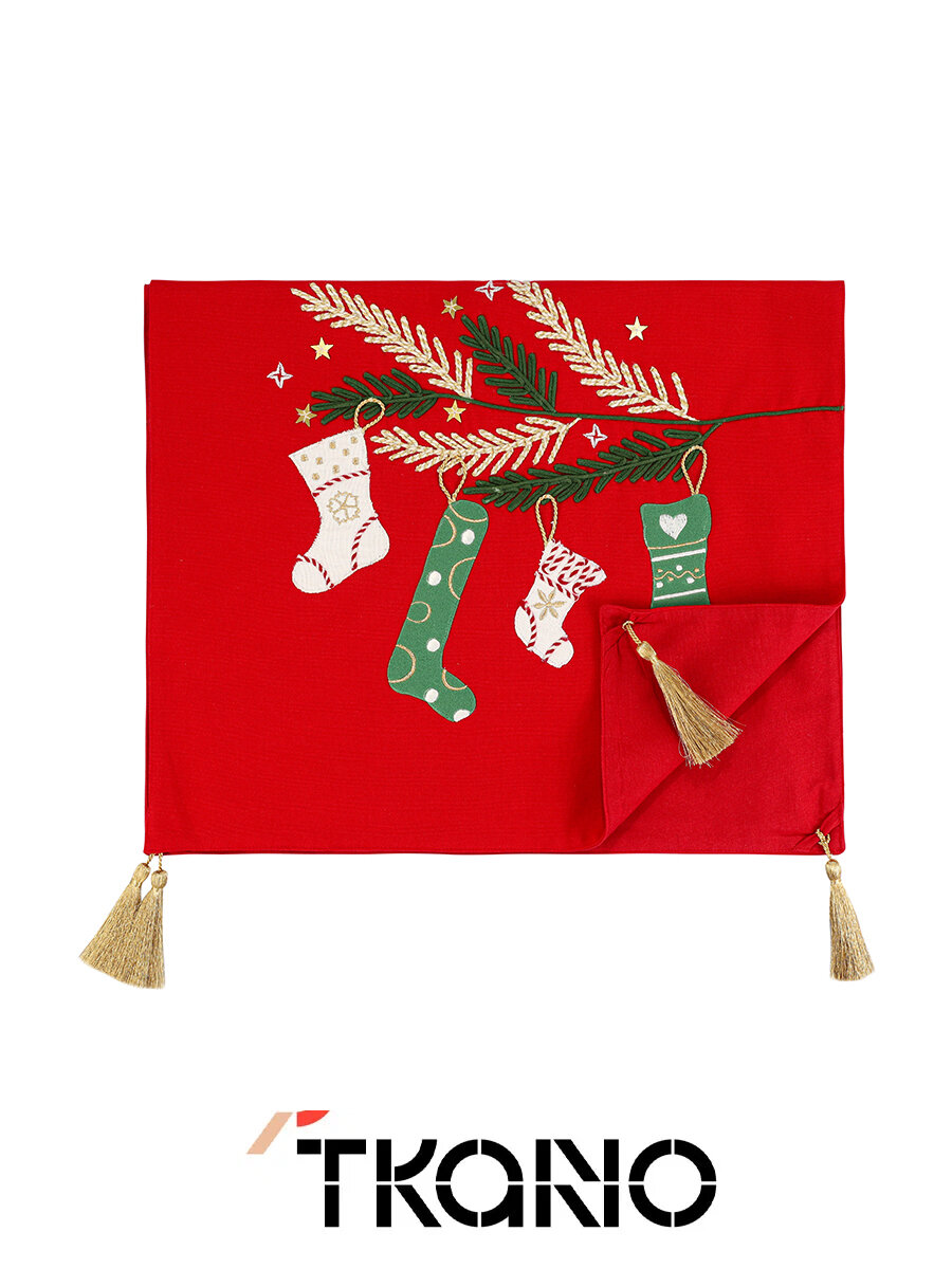 Дорожка на стол Tkano New Year Essential Winter wishes красная 45х150см