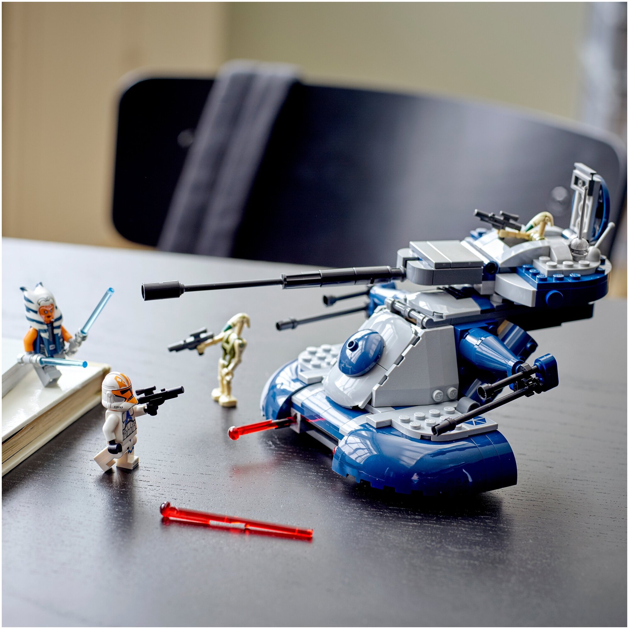 Конструктор LEGO Star Wars Бронированный штурмовой танк AAT, 286 деталей (75283) - фото №12