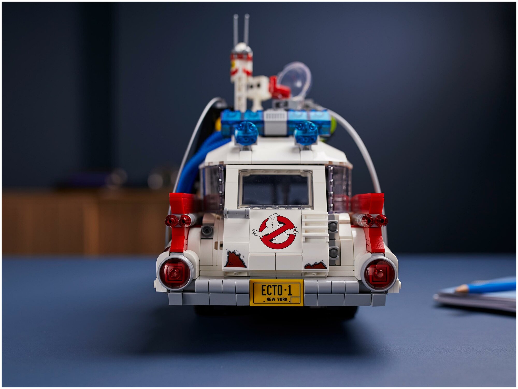 Конструктор Lego 10274 Ghostbusters™ ECTO-1 - фото №7