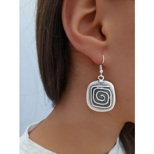 Серьги серебристый 618₽