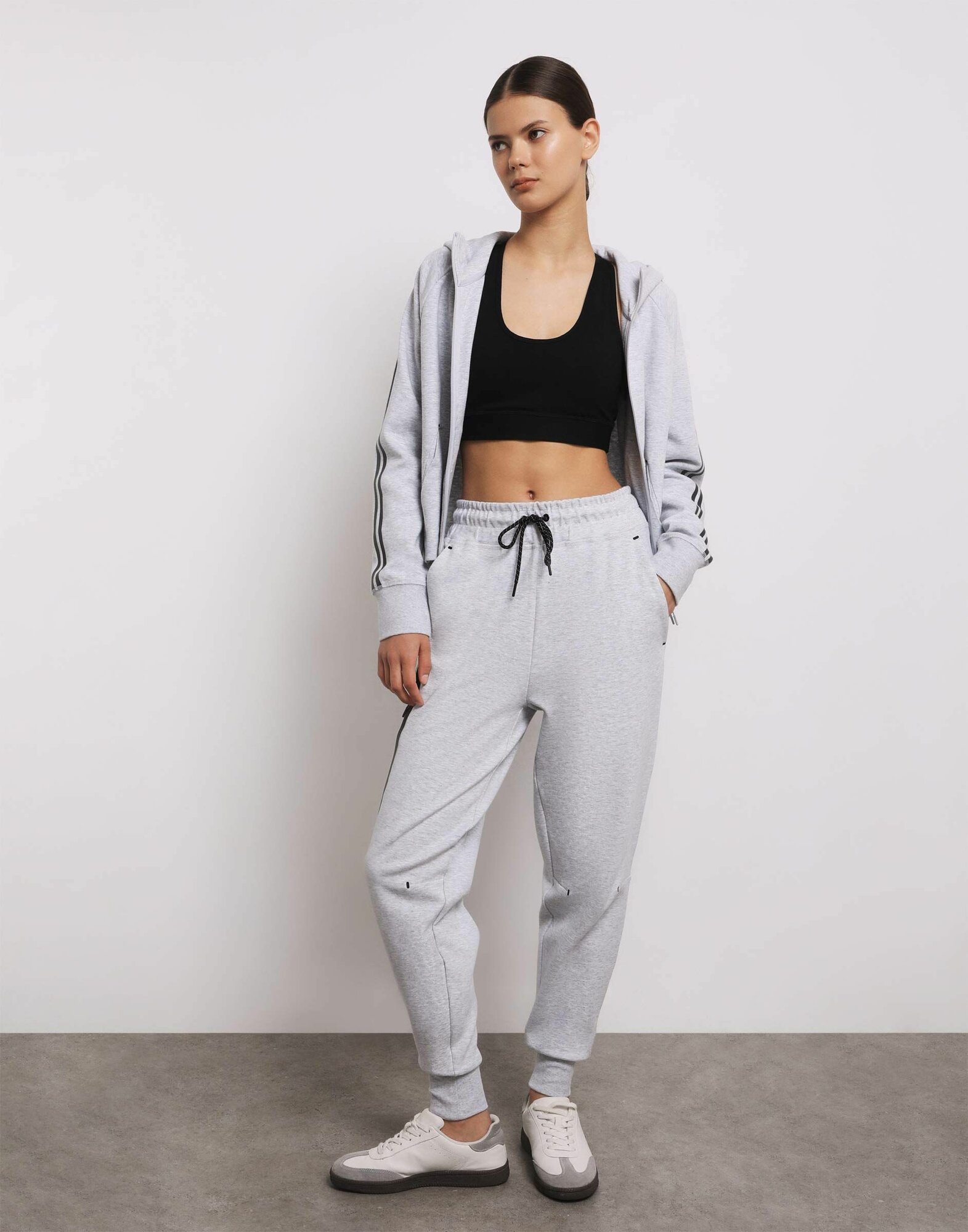 Брюки спортивные Gloria Jeans размер XL/170 (52-54) серый меланж