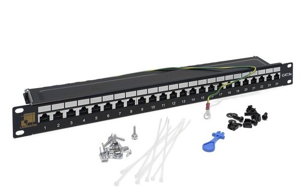 Патч-панель 19", 24 порта RJ-45, категория 5e, STP, 1U, LANMASTER - фото №1