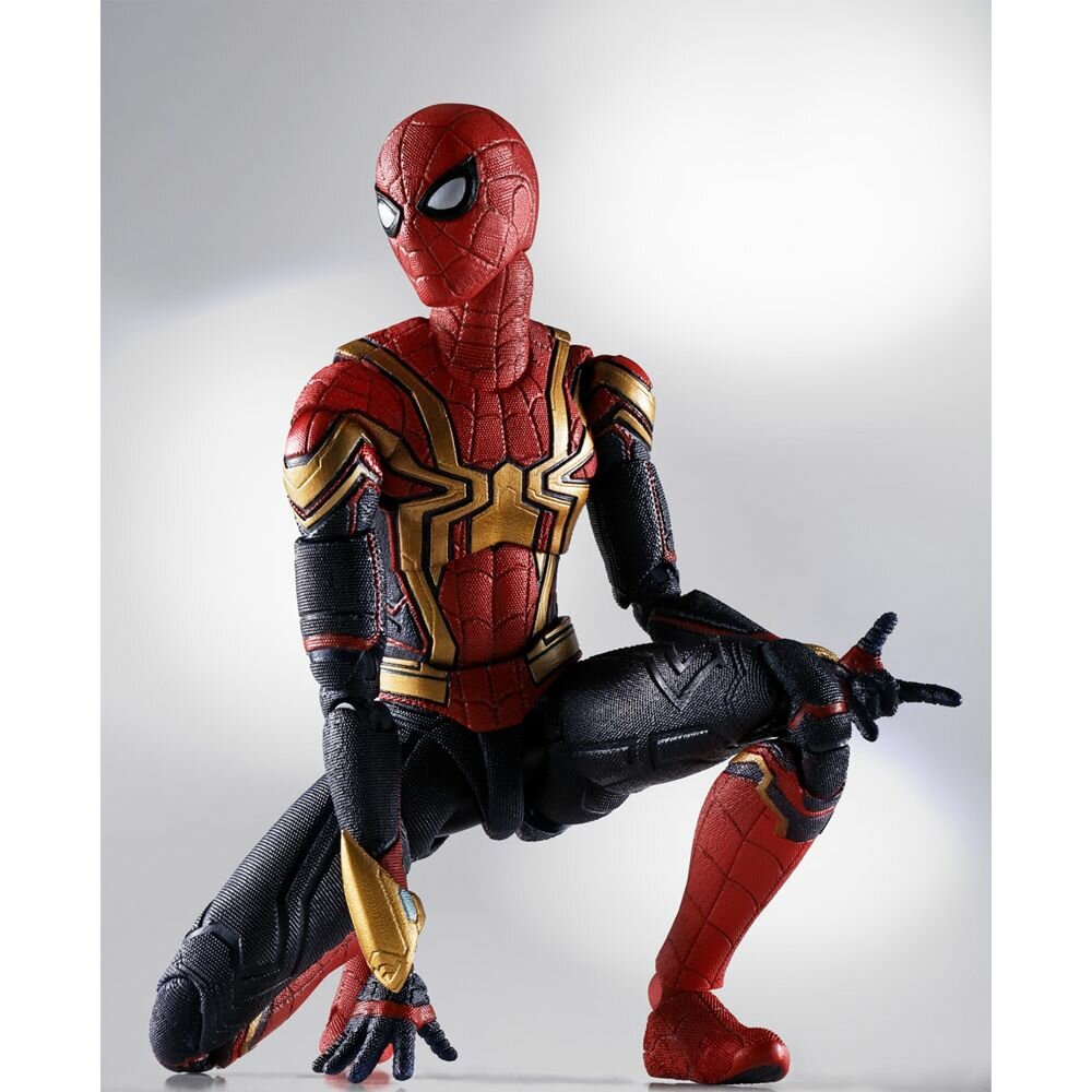 Фигурка Человек-Паук Marvel SPIDER-MAN Интегрированный костюм Нет пути домой 15 см