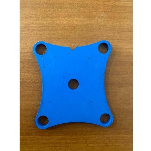 Проставка мост-рессора 8 мм VW Amarok 4 штуки