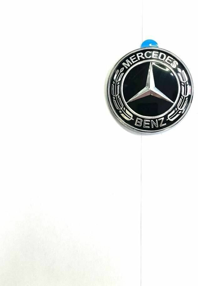 Шильдик эмблема на капот для Mercedes