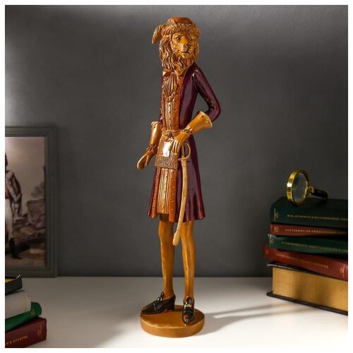 фото Сувенир полистоун "лев в фиолетовом камзоле в шапке с пером" под дерево 52,5х11,5х13 см 4900697 сима-ленд