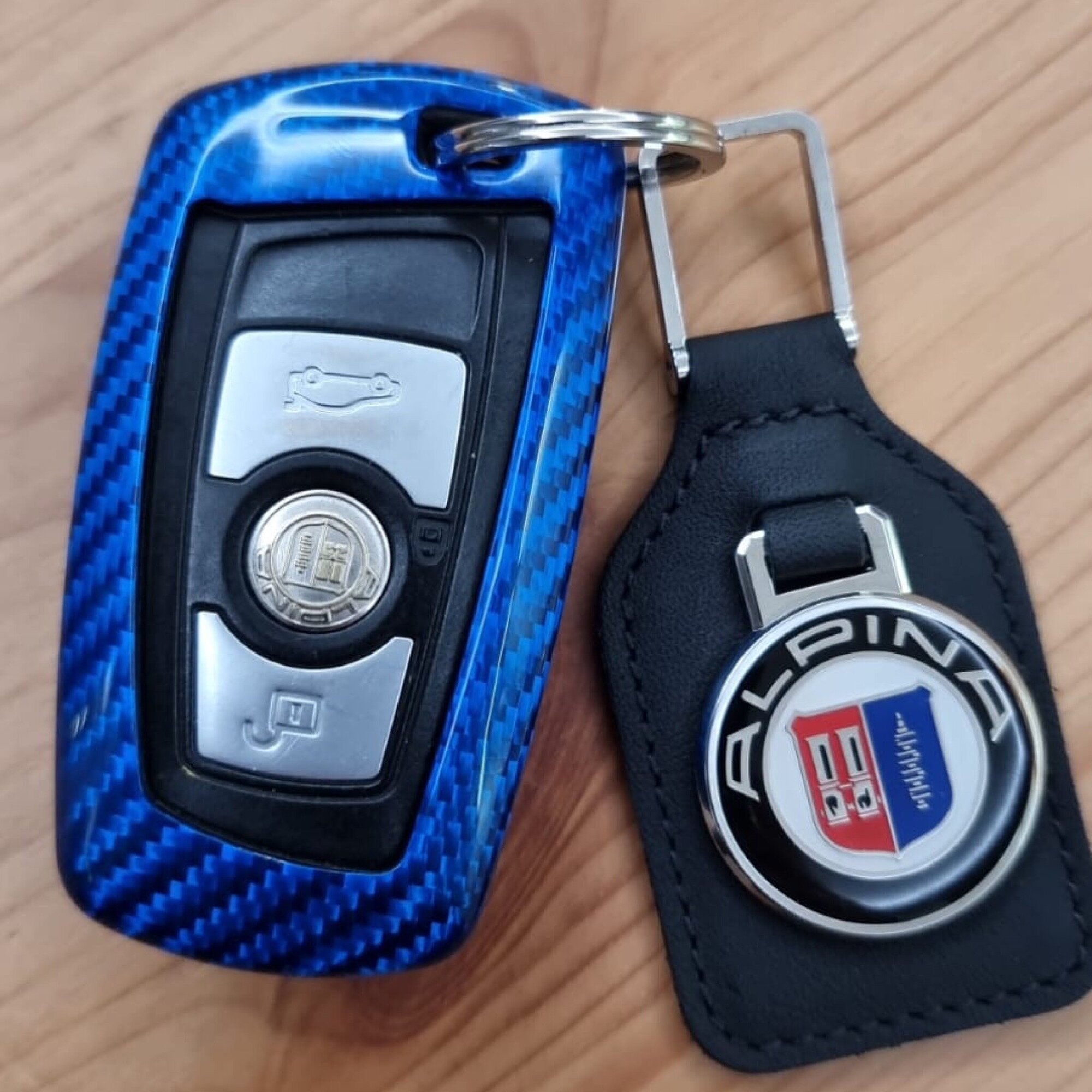 Чехол для ключа BMW F серии из карбона / Чехол на ключ БМВ F01 F10 F30 F25 F26