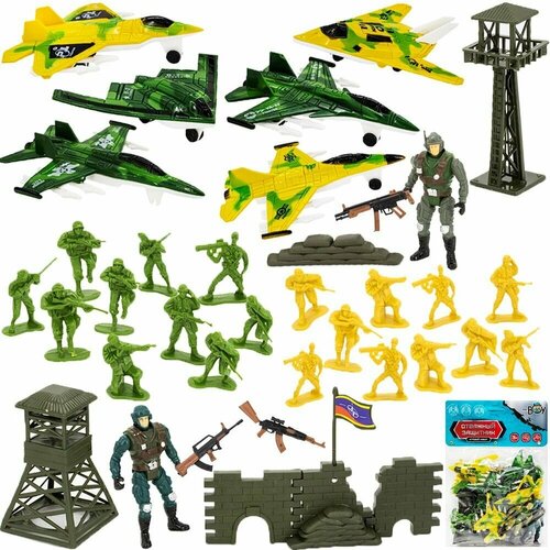 Набор военных игрушечных солдатиков и техники