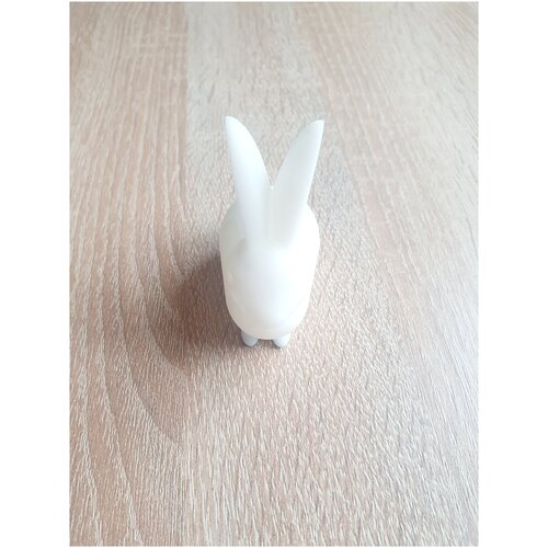 Фигурка заяц